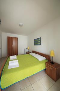 Postel nebo postele na pokoji v ubytování Guest house Zenović