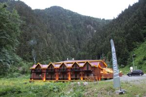 Gallery image of Faraksi Bungalow & Otel in Uzungol