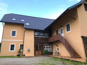 Budynek, w którym mieści się obiekt B&B