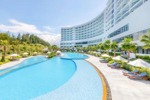 The swimming pool at or close to Selectum Noa Resort Cam Ranh