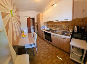 Fotografie z fotogalerie ubytování Beachfront apartments Kate v destinaci Orebić