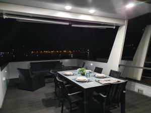 Gallery image of Floating House SENA in Pula