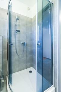 Kylpyhuone majoituspaikassa Cisna Apartament