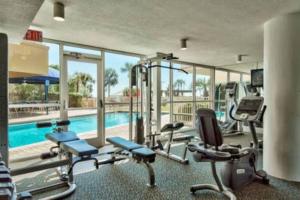 Фитнес център и/или фитнес съоражения в Beachfront, Oceanview, Pelican Beach Resort, 19th Floor
