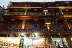 Gallery image of Yi Jiang Lou lnn in Fenghuang County