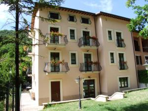 Budova, v ktorej sa hotel nachádza