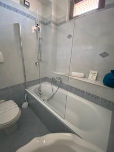
A bathroom at Le Camere di Rosanna
