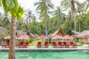 Bazén v ubytování Amahelia Luxury Resort & Restaurant - Gili Asahan nebo v jeho okolí
