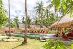 Bazén v ubytování Amahelia Luxury Resort & Restaurant - Gili Asahan nebo v jeho okolí