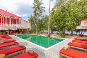 Bazén v ubytování Amahelia Luxury Resort & Restaurant - Gili Asahan nebo v jeho okolí