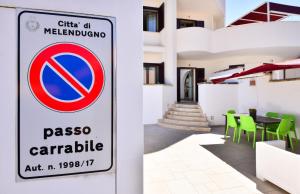 Certificato, attestato, insegna o altro documento esposto da Damavi Suite 2