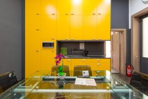 Kuchyň nebo kuchyňský kout v ubytování E14 Design Hostel