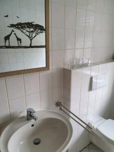 A bathroom at Lindner Ferienwohnungen und Doppelzimmer
