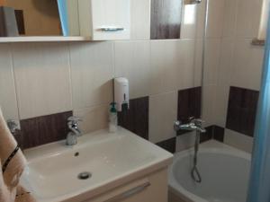 Kúpeľňa v ubytovaní Apartment Nebo + 20 fotografií