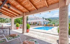 The swimming pool at or close to Awesome Home In Montefrio