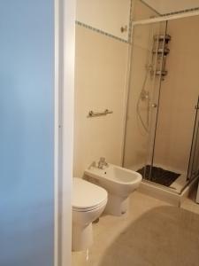 Ett badrum på Blu Home