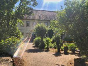 Foto dalla galleria di Schloss Sennfeld - Hotel & Restaurant & Veranstaltungsort a Adelsheim