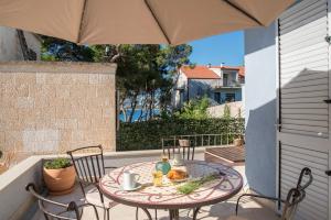 Balkón nebo terasa v ubytování Beach Residences Caroline