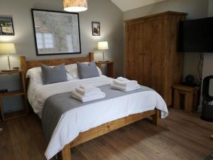 1 Bed Studio in Two Dales Near Matlock & Bakewell客房内的一张或多张床位