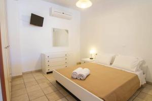 Foto dalla galleria di Panoramic port view apartment a Ios Chora