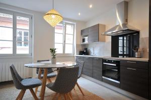 Dapur atau dapur kecil di Le Balcon de Colmar