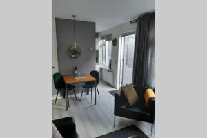 Posezení v ubytování Zomerhuis Strand 28