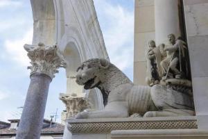 Miestna pamiatka v blízkosti apartmánu