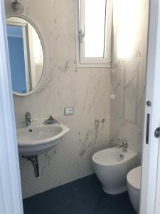 Koupelna v ubytování B&B Domus Anfra