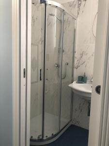 Koupelna v ubytování B&B Domus Anfra