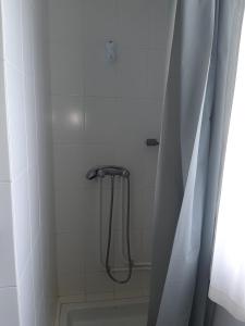 A bathroom at Area Pequena
