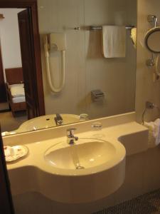 Koupelna v ubytování Hotel Alte Post Garni