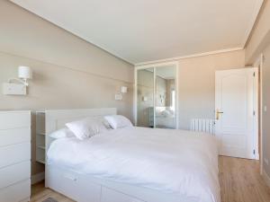 BAKIO SEAVIEW V with parking by Aston Rentals, Bakio ...