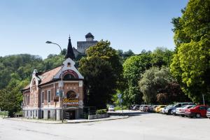 Clădirea în care este situat/ăpensiunea