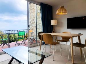 Balkón alebo terasa v ubytovaní SunAndBed Punta del Cavall