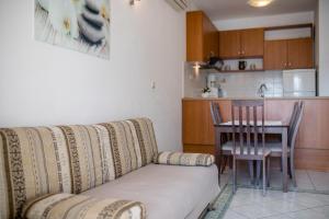 Gallery image of Apartment GREEN 3 in Rab