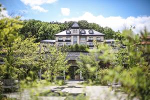 Zahrada ubytování Eden Paradise Hotel