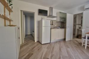 Cucina o angolo cottura di B&B Sea and Garden