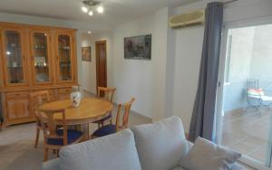 Posedenie v ubytovaní Apartamento Talima 6 PAX