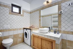 Et badeværelse på Mimoza Old Town Pula Apartments