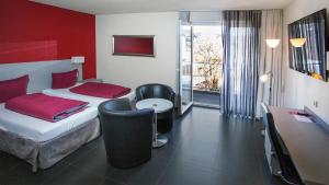 Postel nebo postele na pokoji v ubytování Hotel Zur Post