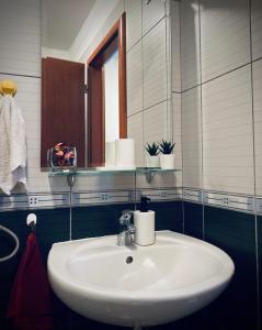 Kylpyhuone majoituspaikassa Apartman “Zara”