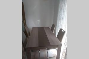 Fotografie z fotogalerie ubytování Two bedroom apartment v destinaci Sukošan