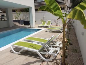 Bazén v ubytování Diklo beach rooms-Adults Only nebo v jeho okolí