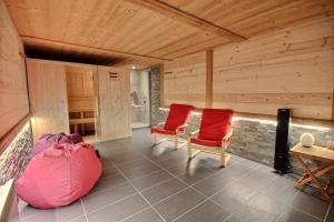 Plan de l'établissement CHALET-MORZINE-6 a 18 PERSONNES-SAUNA -PROCHE NAVETTE et BOULANGERIE-MANUPA CLEVIE