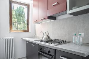 Kuchnia lub aneks kuchenny w obiekcie Euphorbia Apartments by Wonderful Italy
