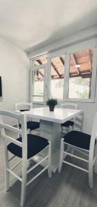 Φωτογραφία από το άλμπουμ του Apartmani Kaldrma σε Nov Dojran