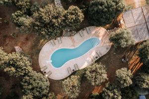 Baseinas apgyvendinimo įstaigoje Masseria Garrappa arba netoliese