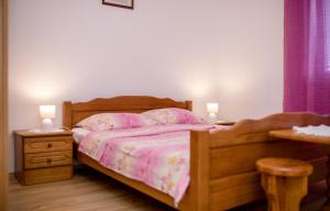 Posteľ alebo postele v izbe v ubytovaní Rooms Marijana