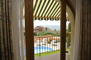 Bazén v ubytování Hotel Garden nebo v jeho okolí
