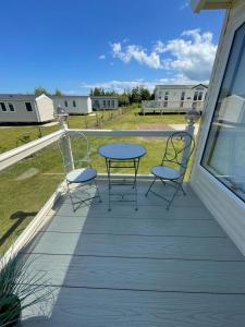 Seton sands holiday park - Premium caravan - 2 bedroom sleeps 4